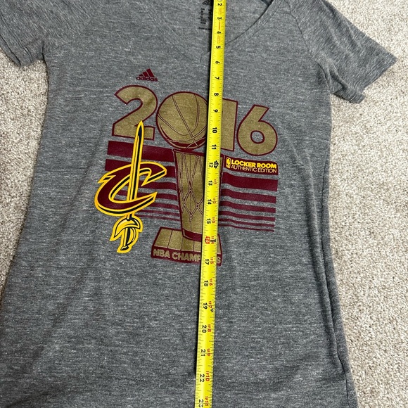 Cleveland Cavaliers 2016 NBA Champions t-shirt, women's size medium. - Picture 4 of 4